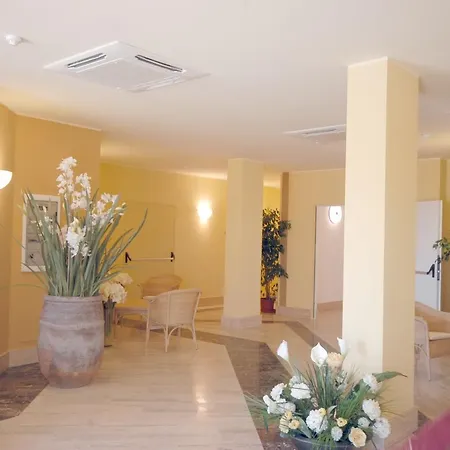 Aregai Aparthotel